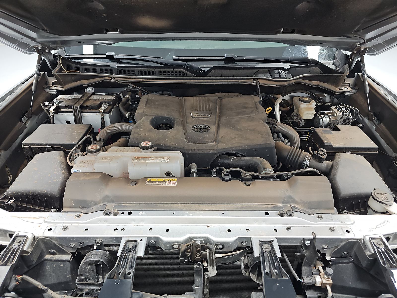 2025 Toyota Tundra SR5 AWD