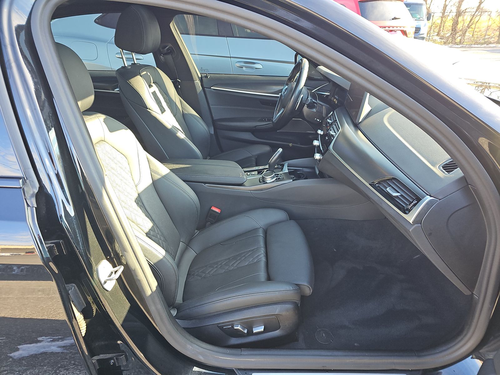 2023 BMW 5 Series 530e xDrive AWD