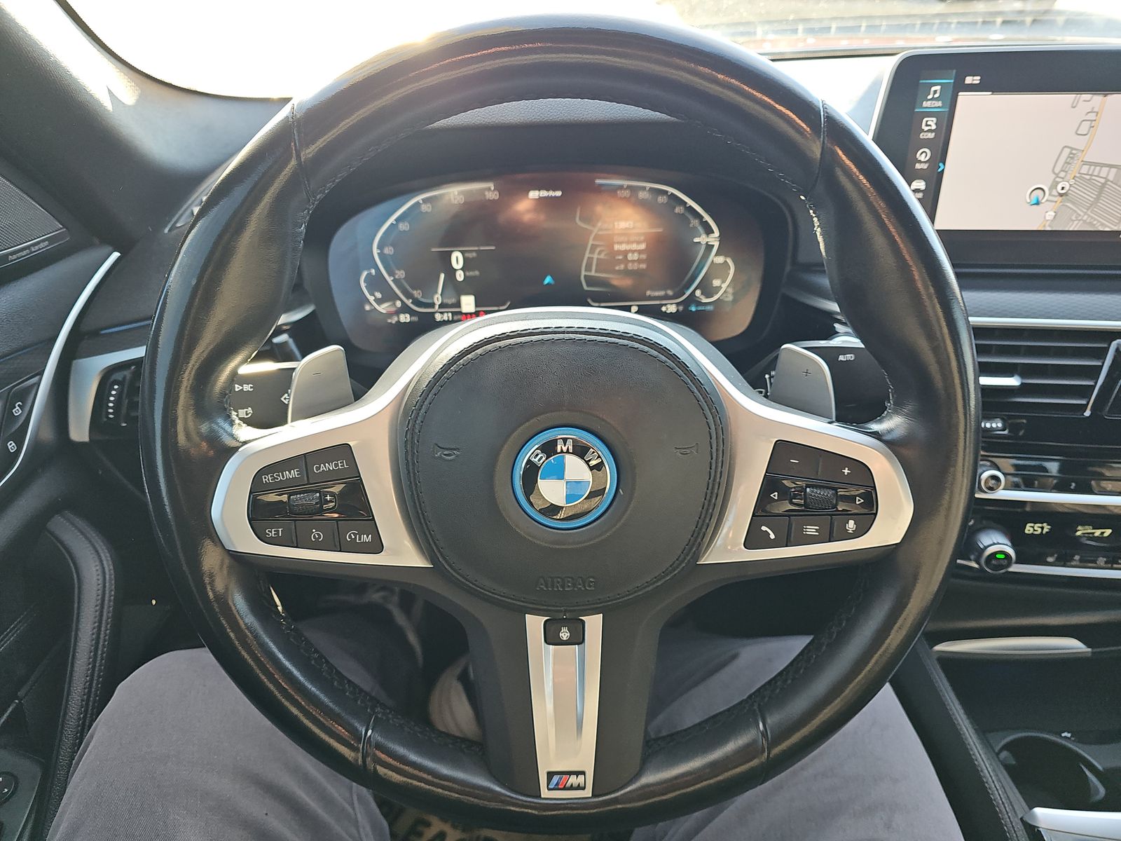 2023 BMW 5 Series 530e xDrive AWD