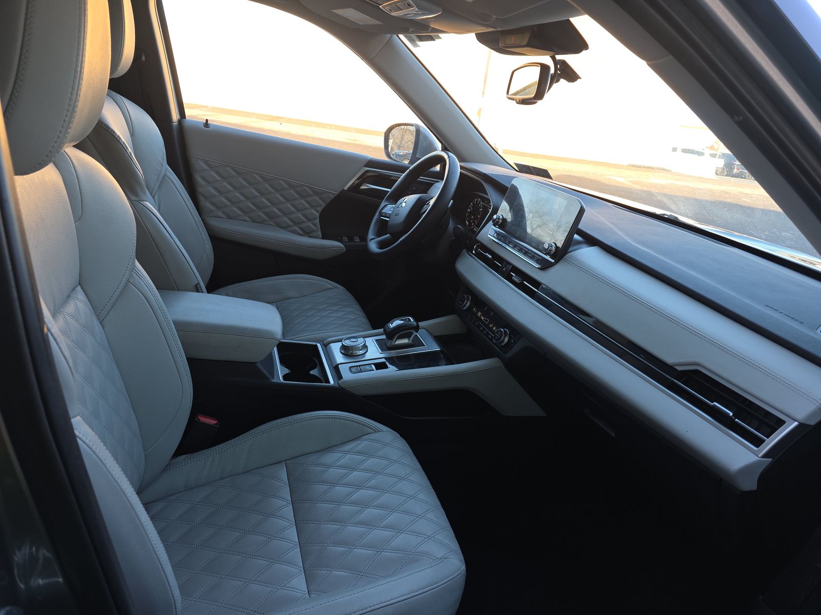 2024 Mitsubishi Outlander SEL AWD