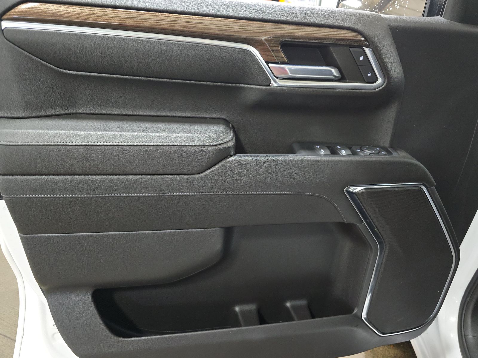 2023 Chevrolet Silverado 1500 LT AWD