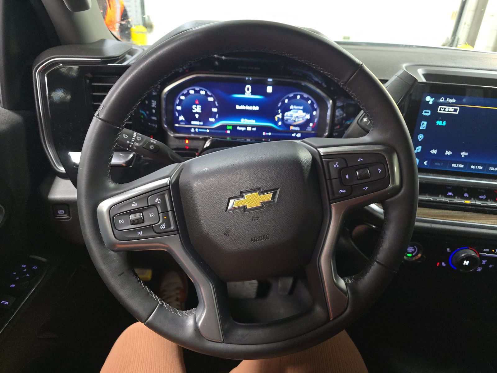 2023 Chevrolet Silverado 1500 LT AWD