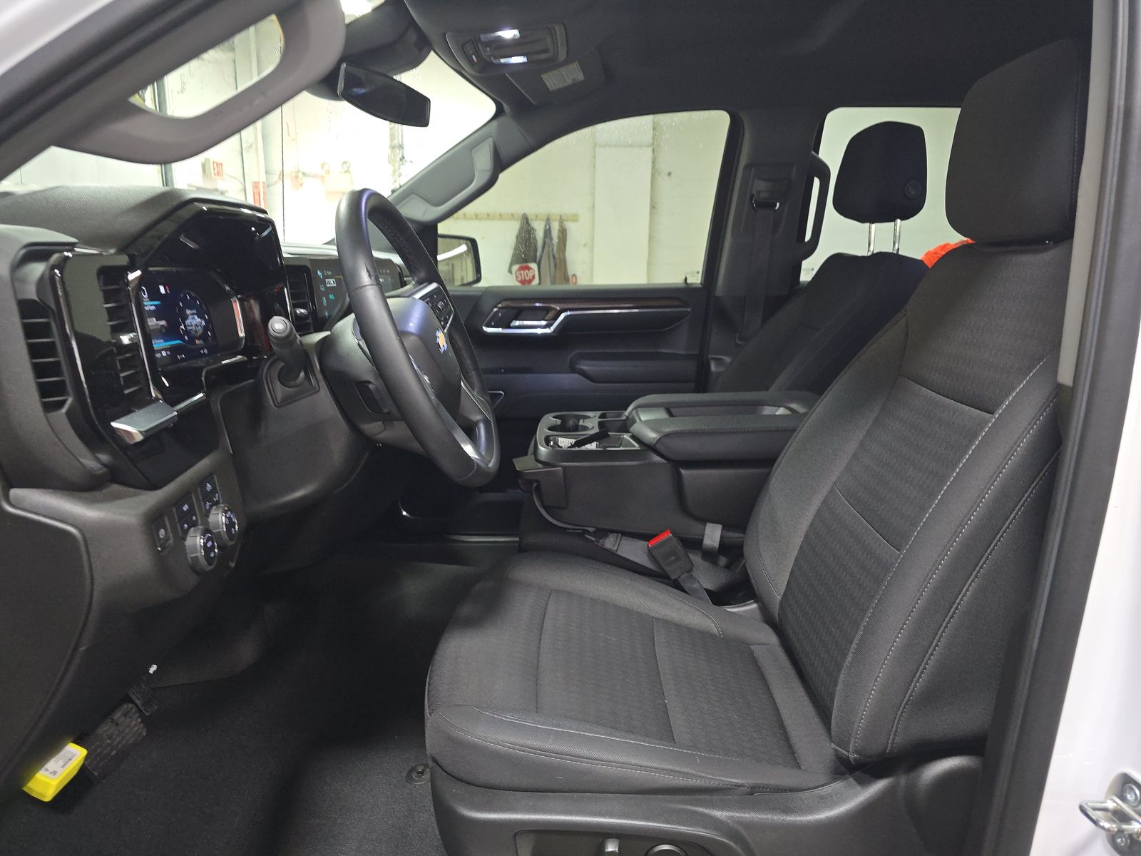 2023 Chevrolet Silverado 1500 LT AWD