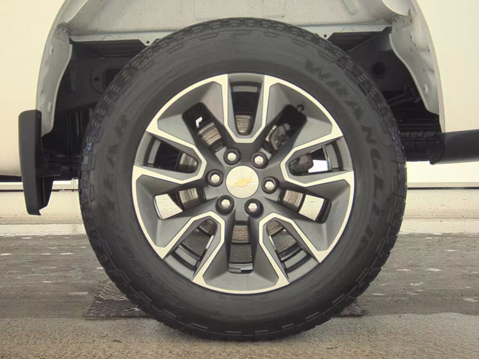 2023 Chevrolet Silverado 1500 LT AWD