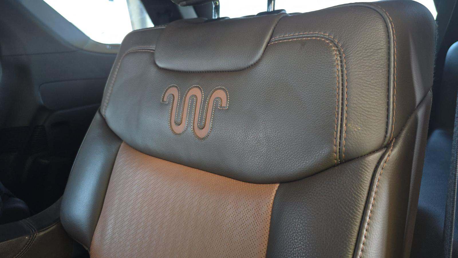 2022 Ford Explorer King Ranch RWD