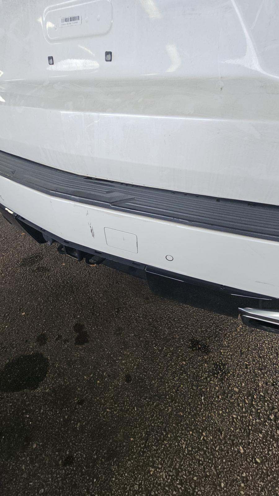 2022 Cadillac Escalade ESV Luxury AWD