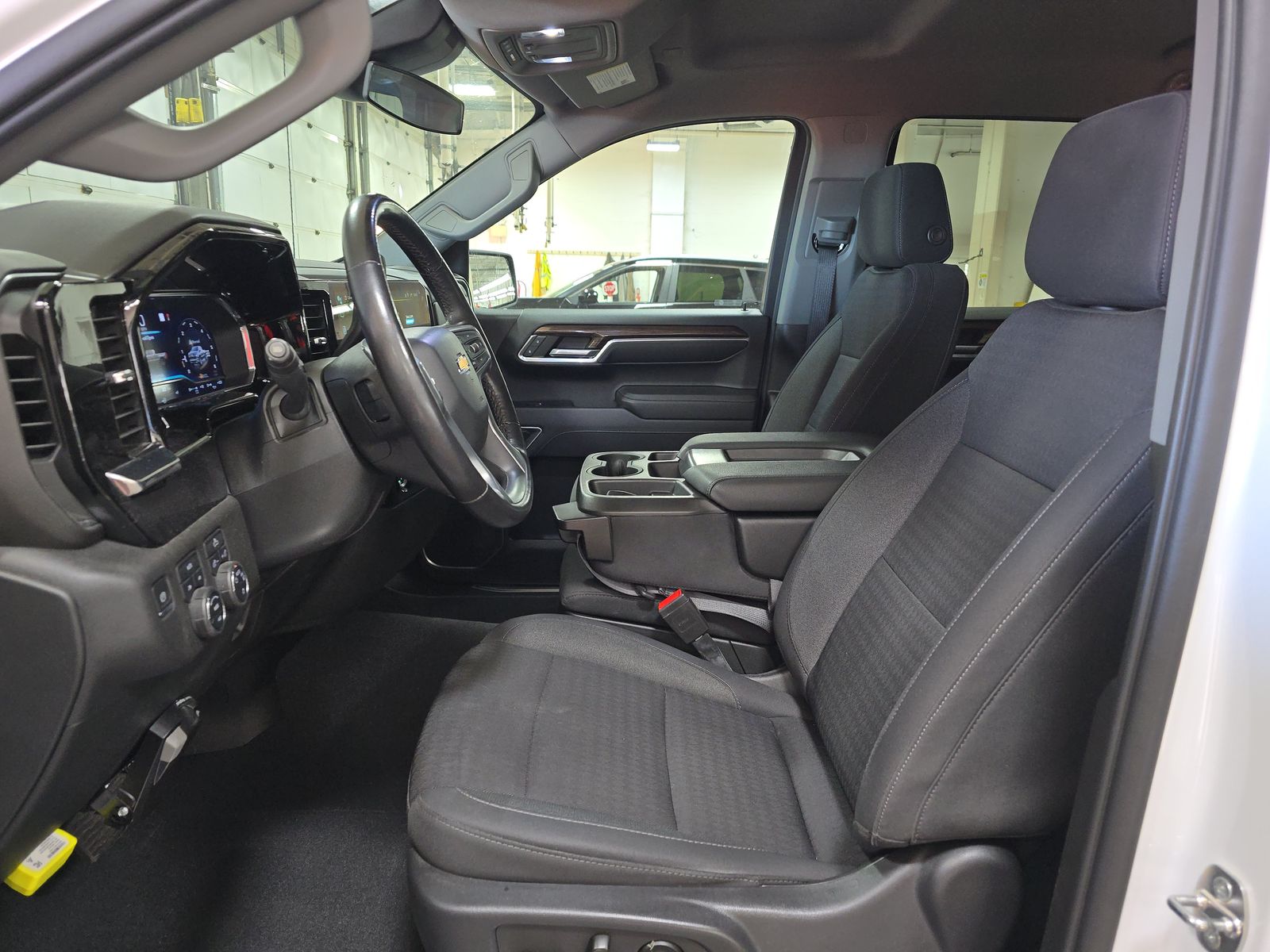 2022 Chevrolet Silverado 1500 LT AWD