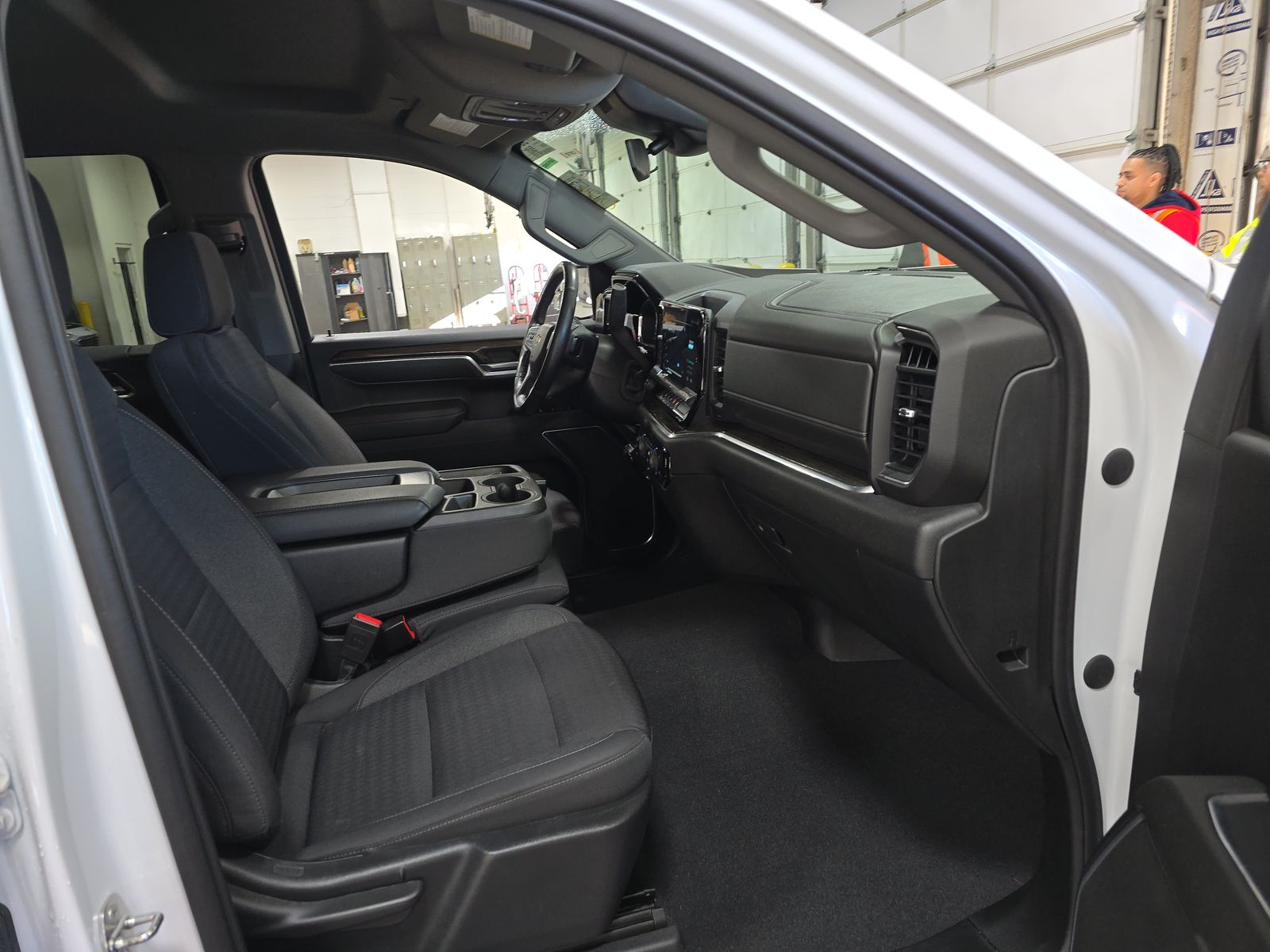 2022 Chevrolet Silverado 1500 LT AWD