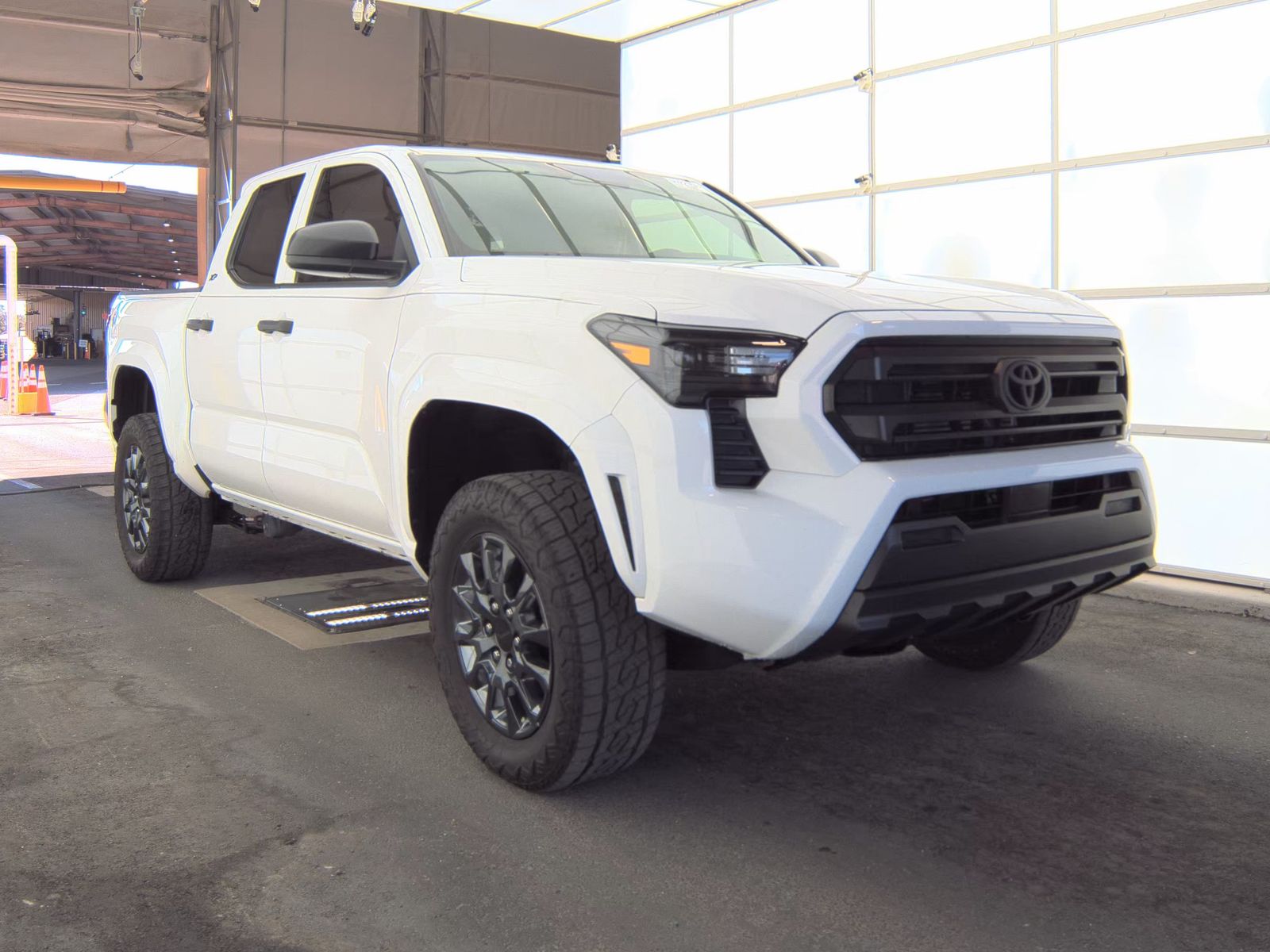 2025 Toyota Tacoma SR AWD