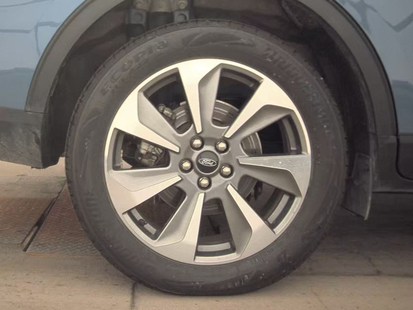 2025 Ford Escape Hybrid Platinum AWD