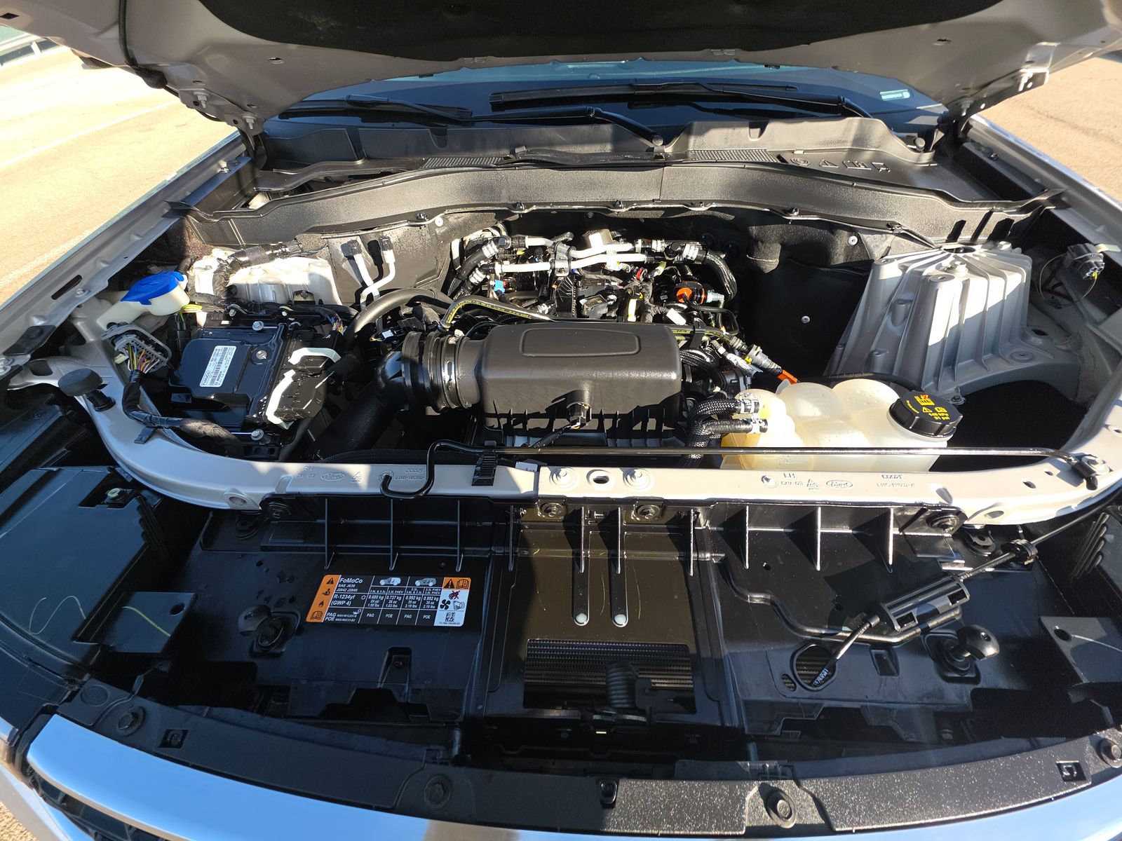 2023 Ford Explorer XLT RWD