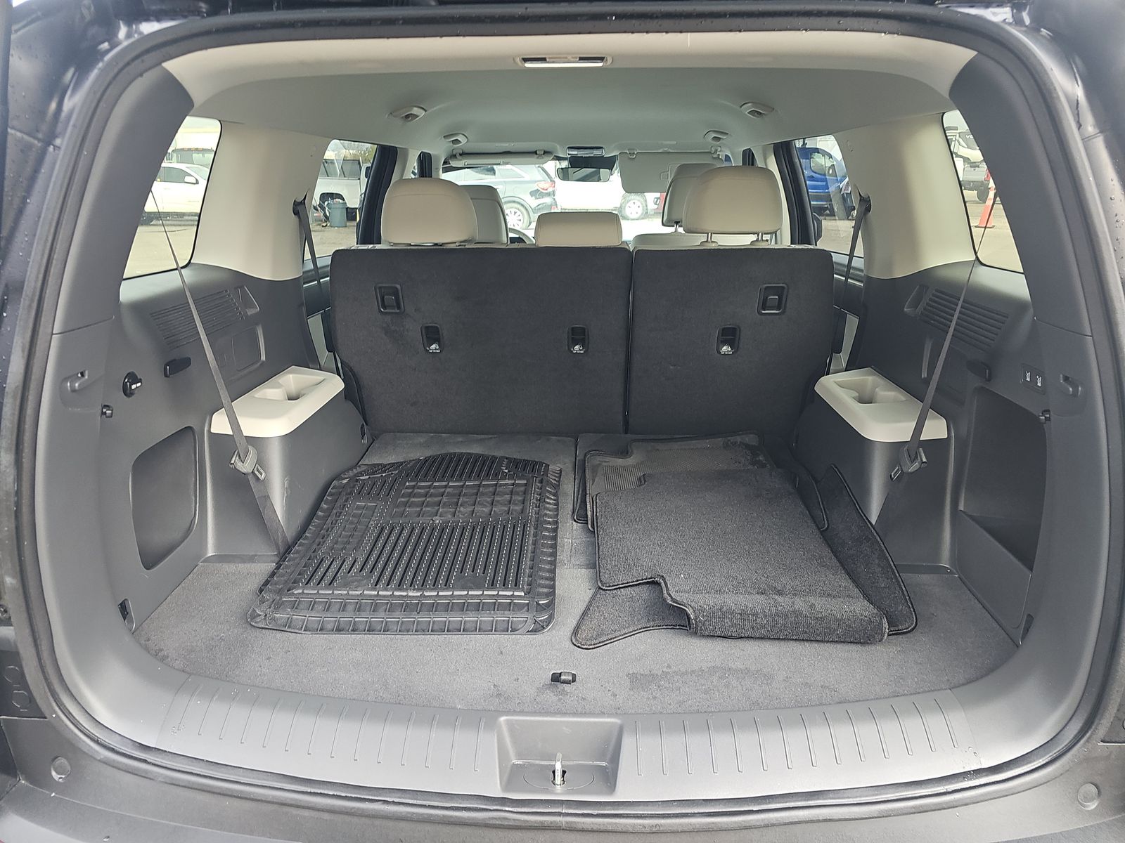 2025 Hyundai Santa Fe SE FWD