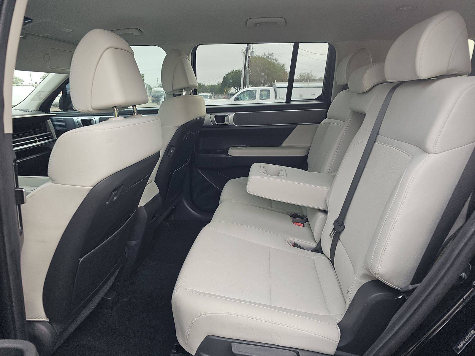 2025 Hyundai Santa Fe SE FWD