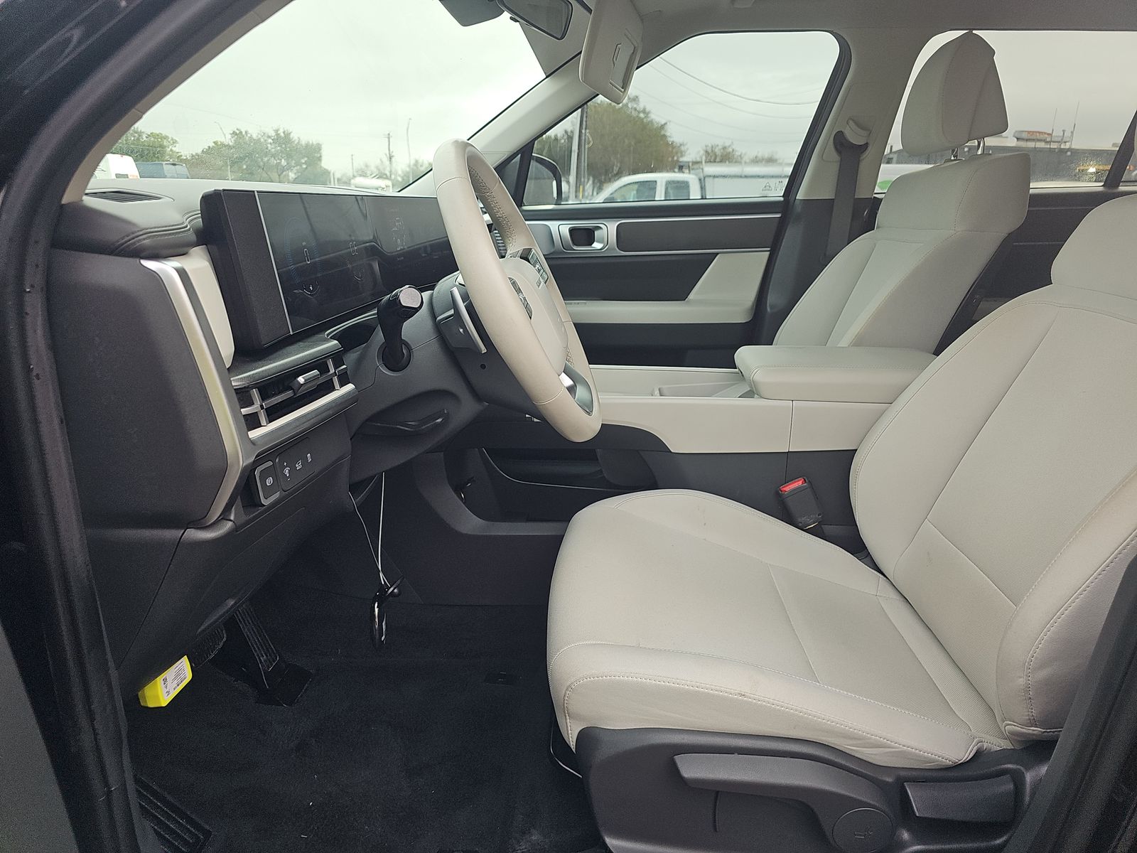 2025 Hyundai Santa Fe SE FWD