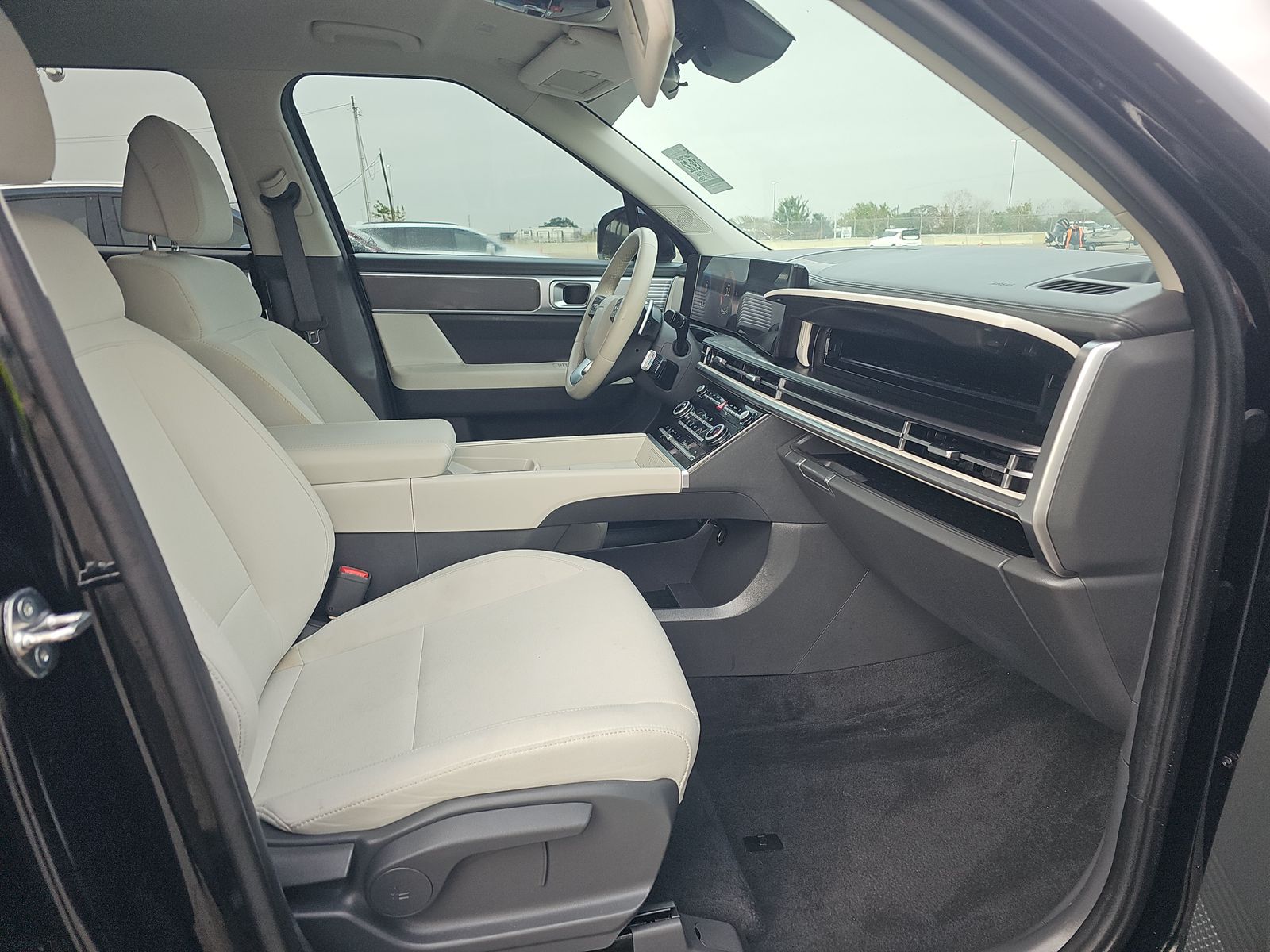 2025 Hyundai Santa Fe SE FWD