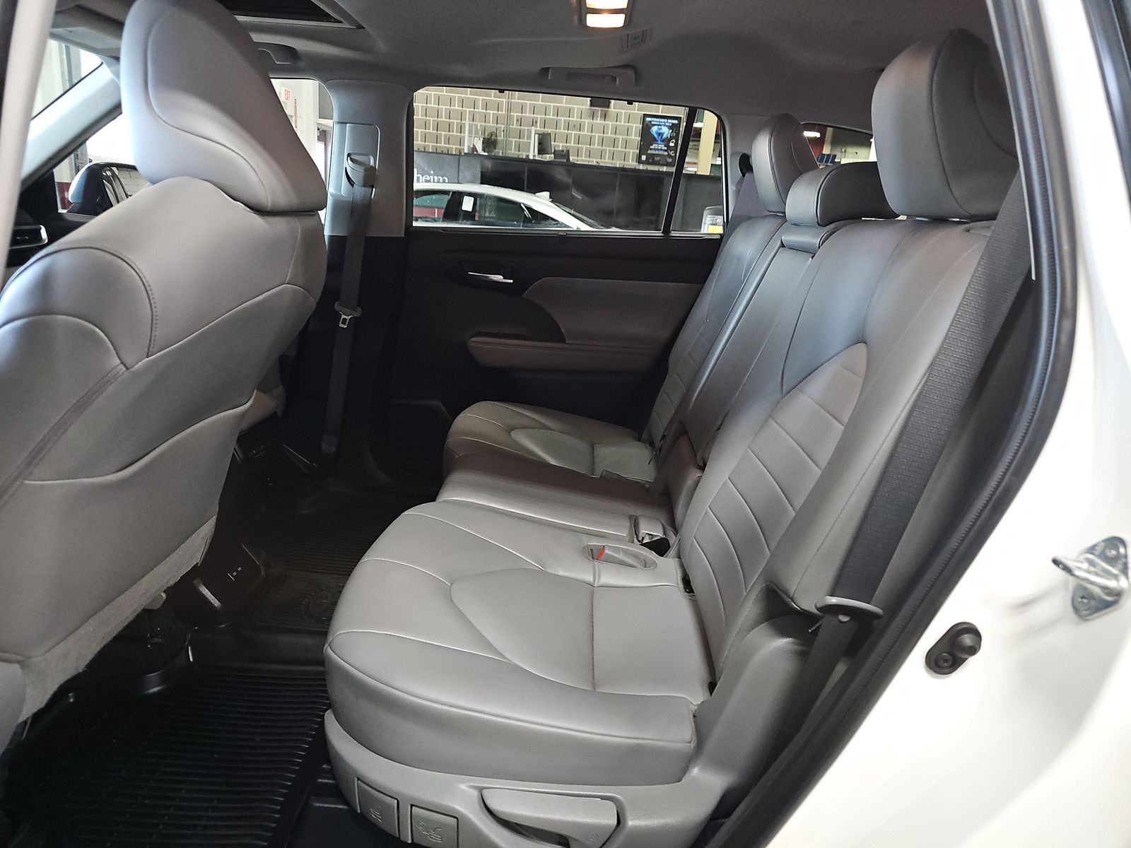 2022 Toyota Highlander XLE AWD