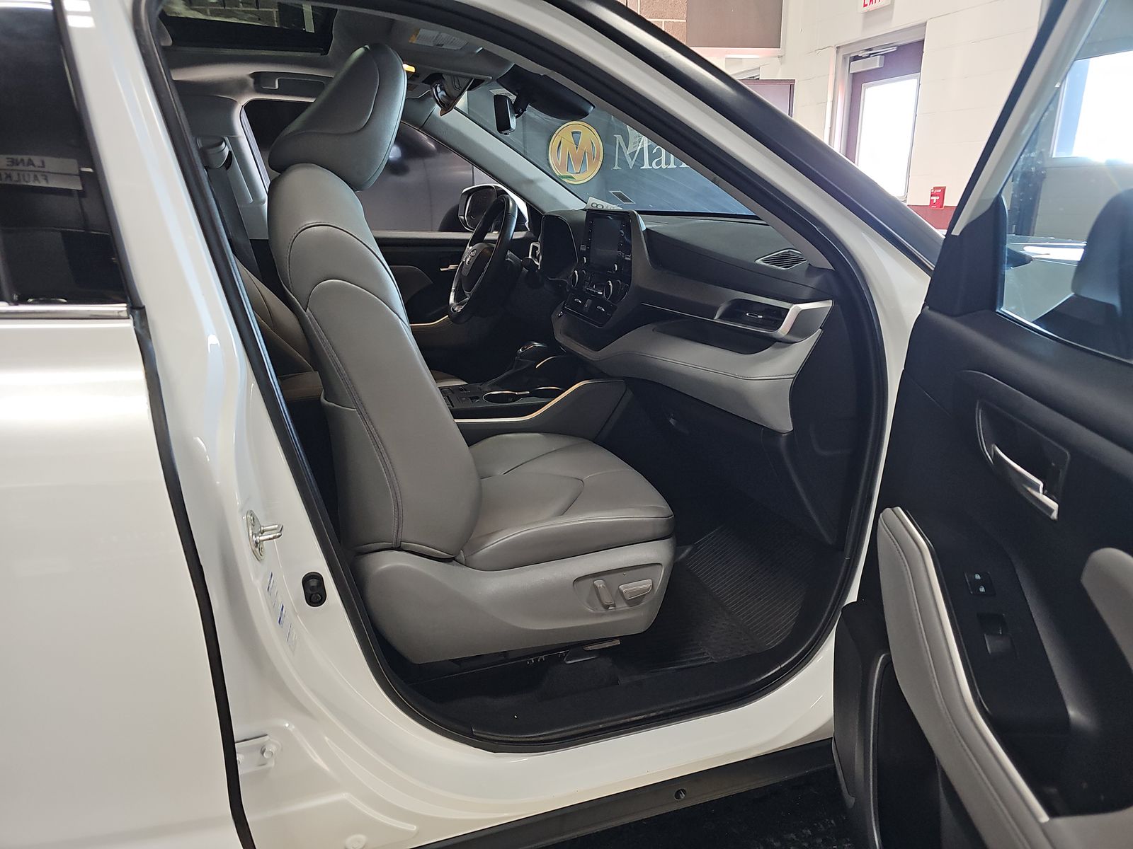 2022 Toyota Highlander XLE AWD