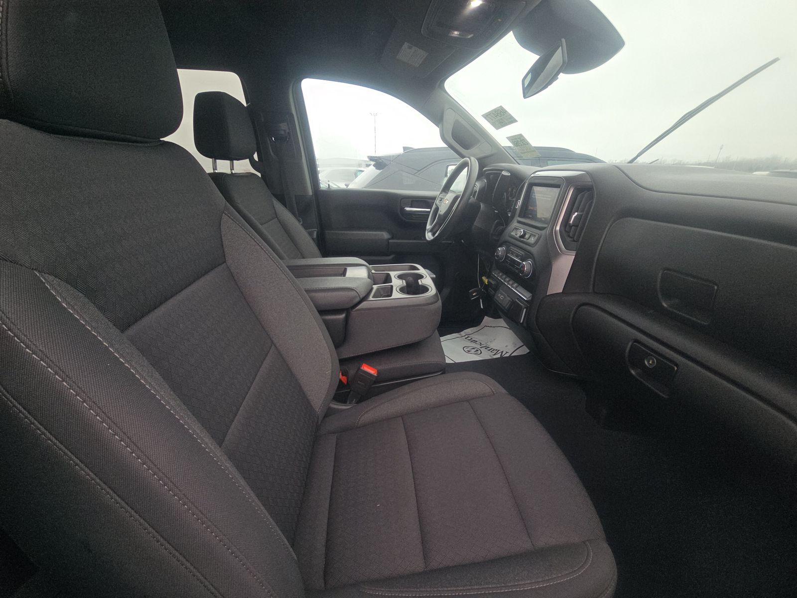 2023 Chevrolet Silverado 1500 Custom AWD