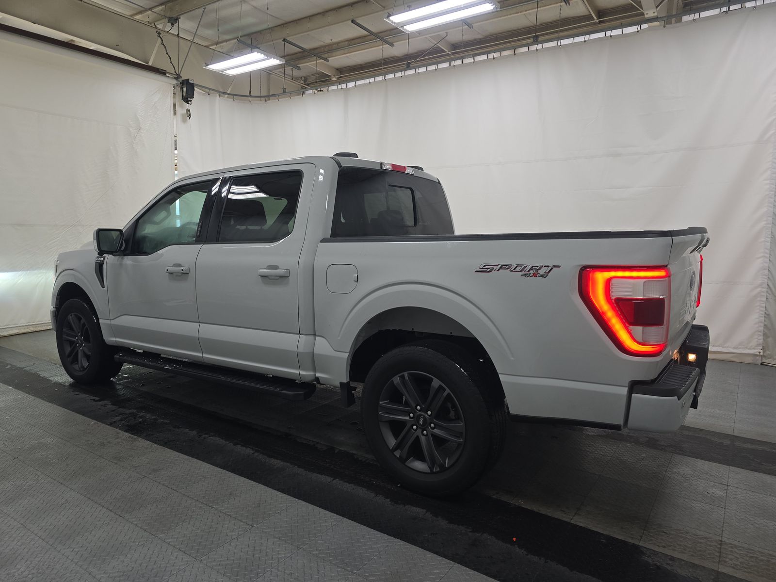 2023 Ford F-150 Lariat AWD