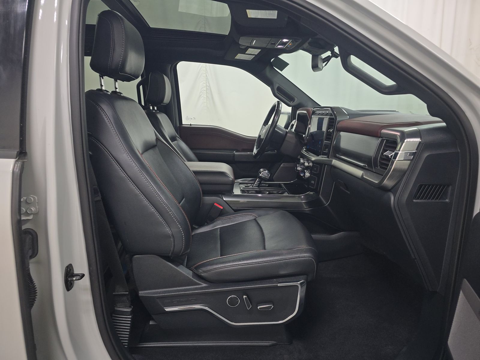 2023 Ford F-150 Lariat AWD