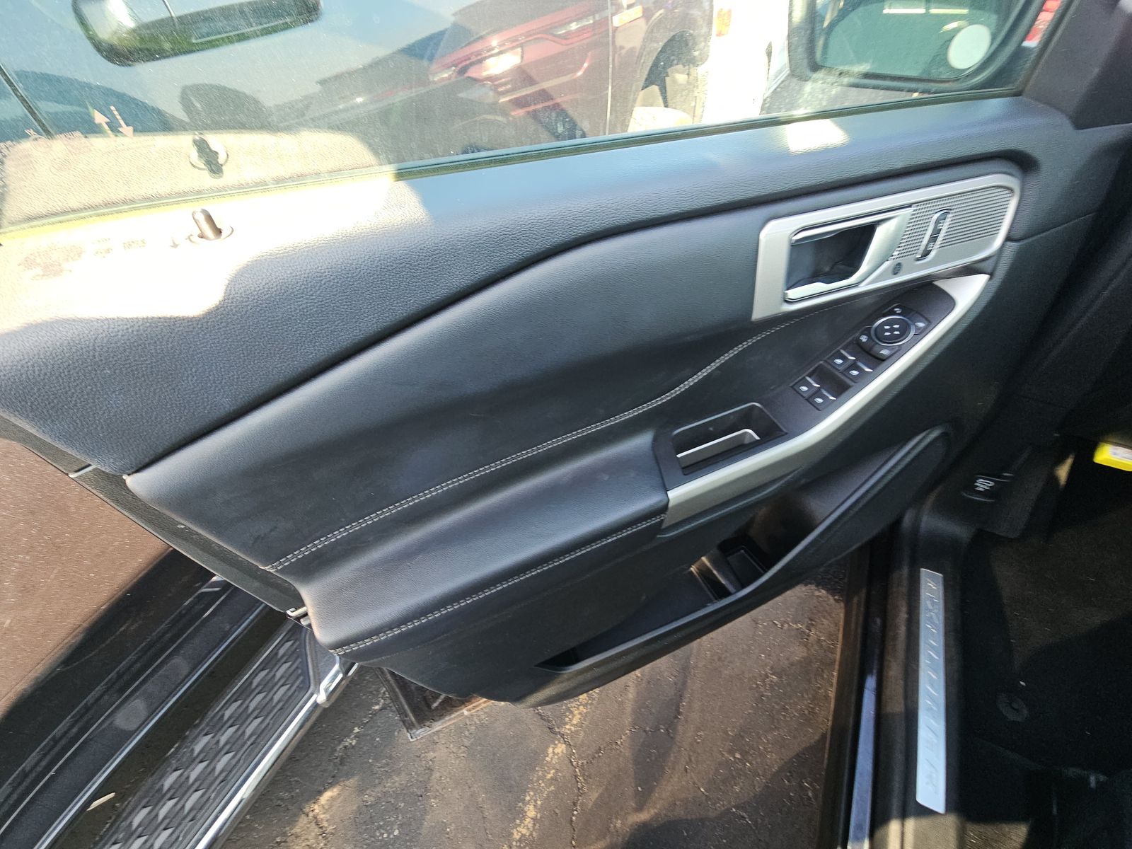 2023 Ford Explorer Limited AWD