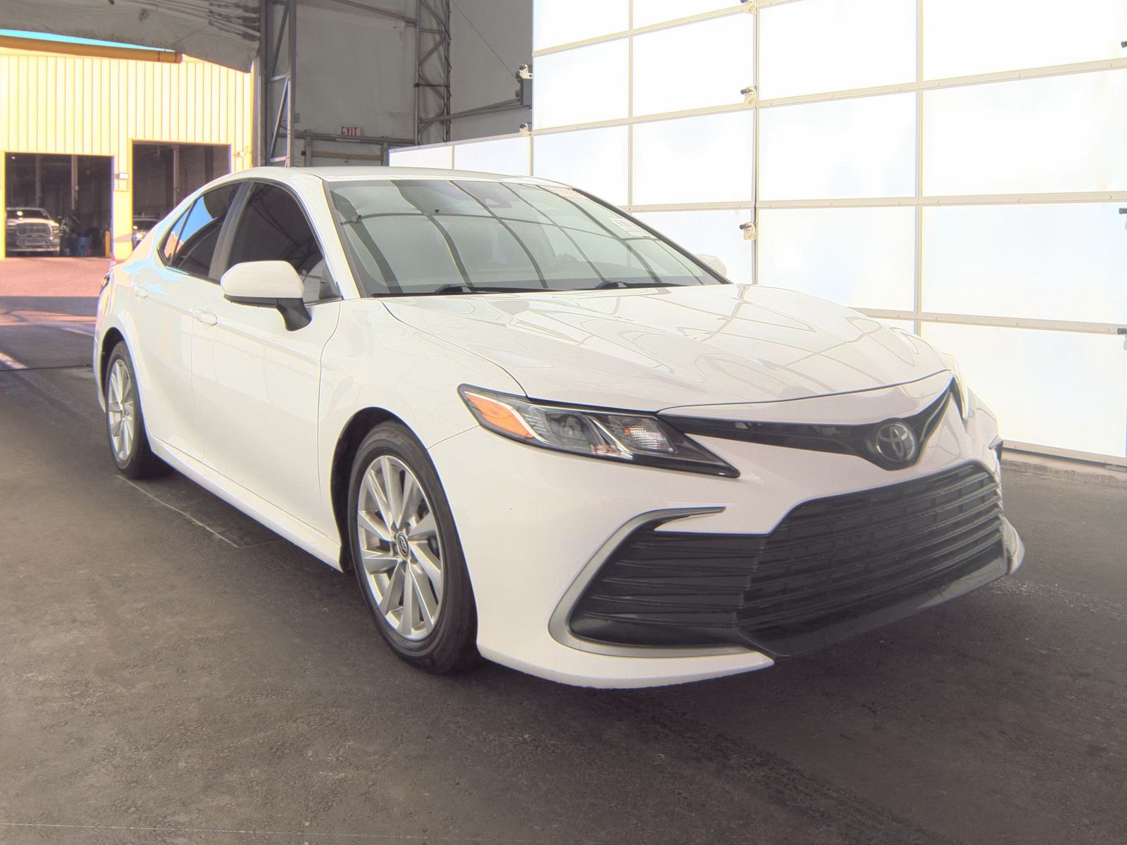 2023 Toyota Camry LE FWD