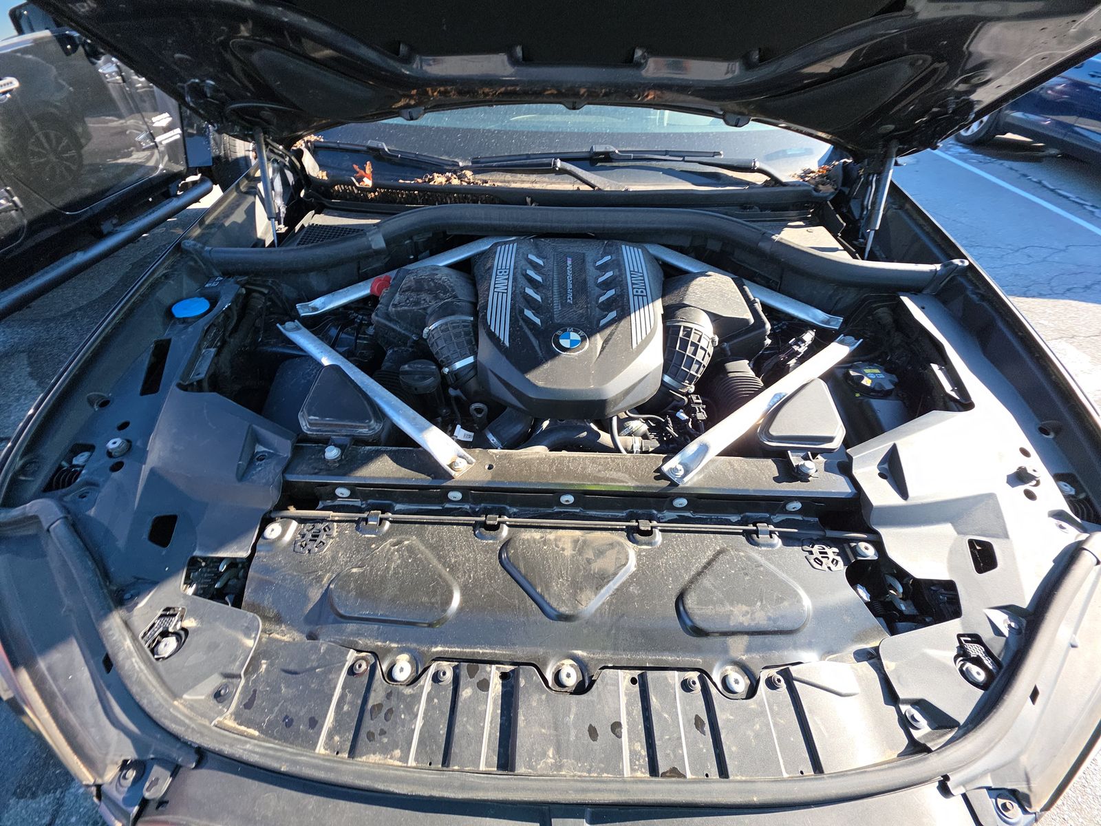 2021 BMW X6 M50i AWD