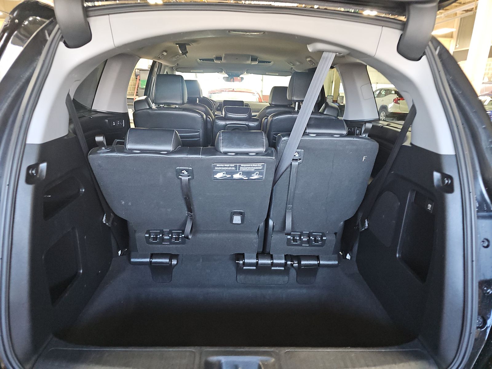 2022 Honda Odyssey Touring FWD