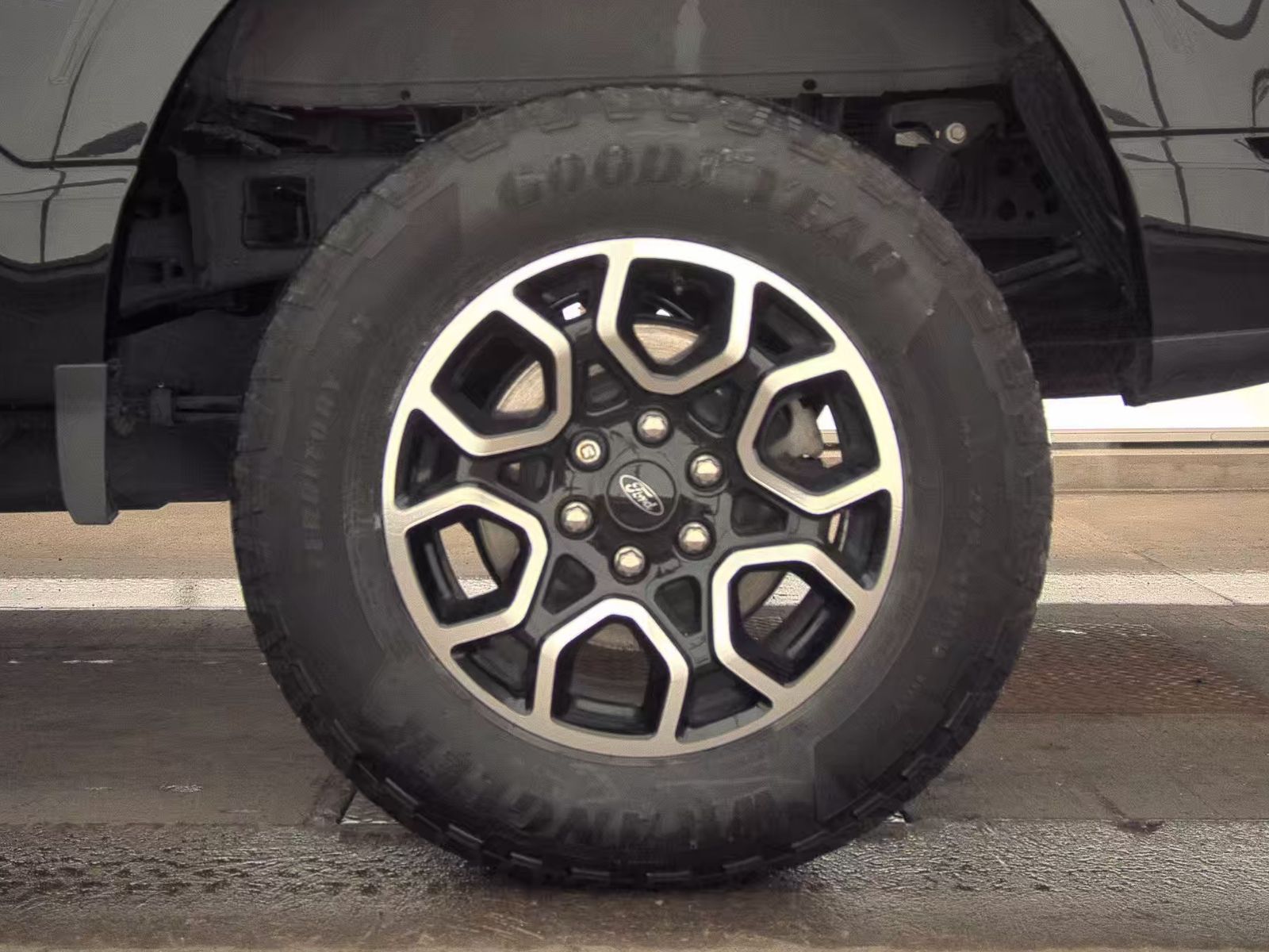 2023 Ford F-150 Hybrid XLT AWD