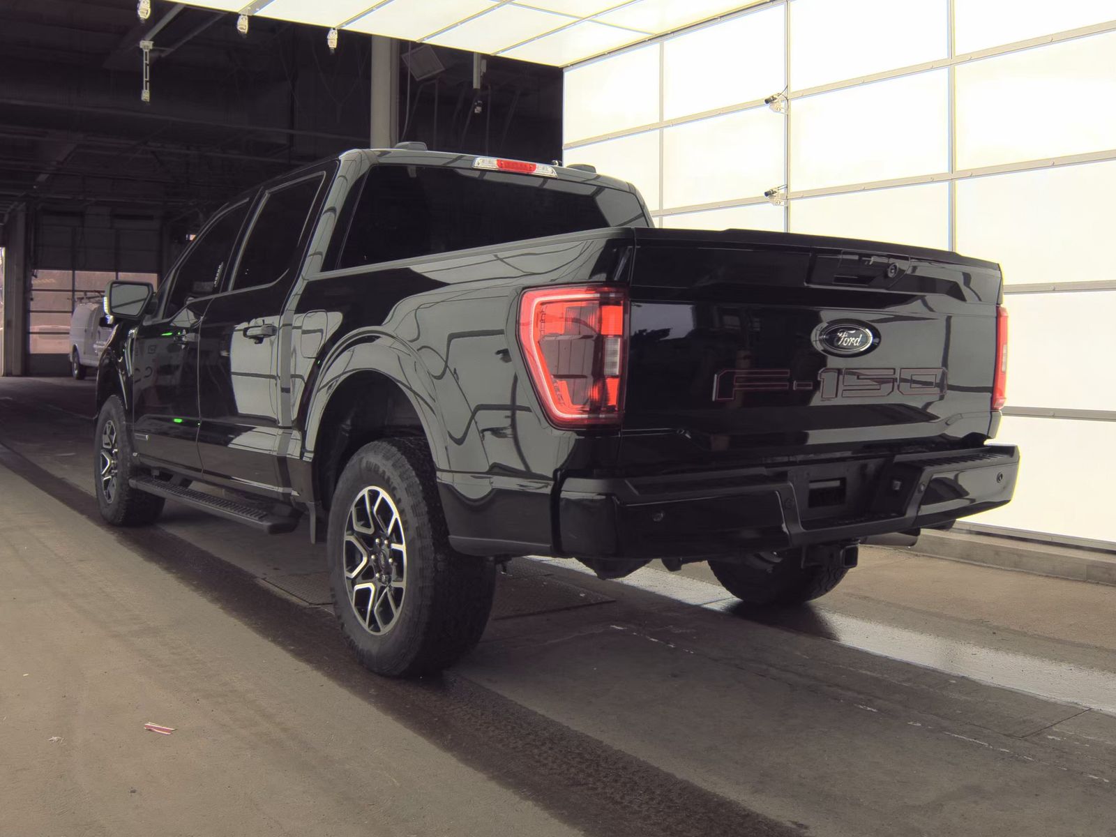 2023 Ford F-150 Hybrid XLT AWD