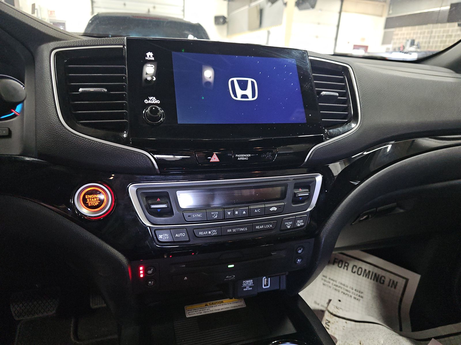 2022 Honda Pilot Black Edition AWD