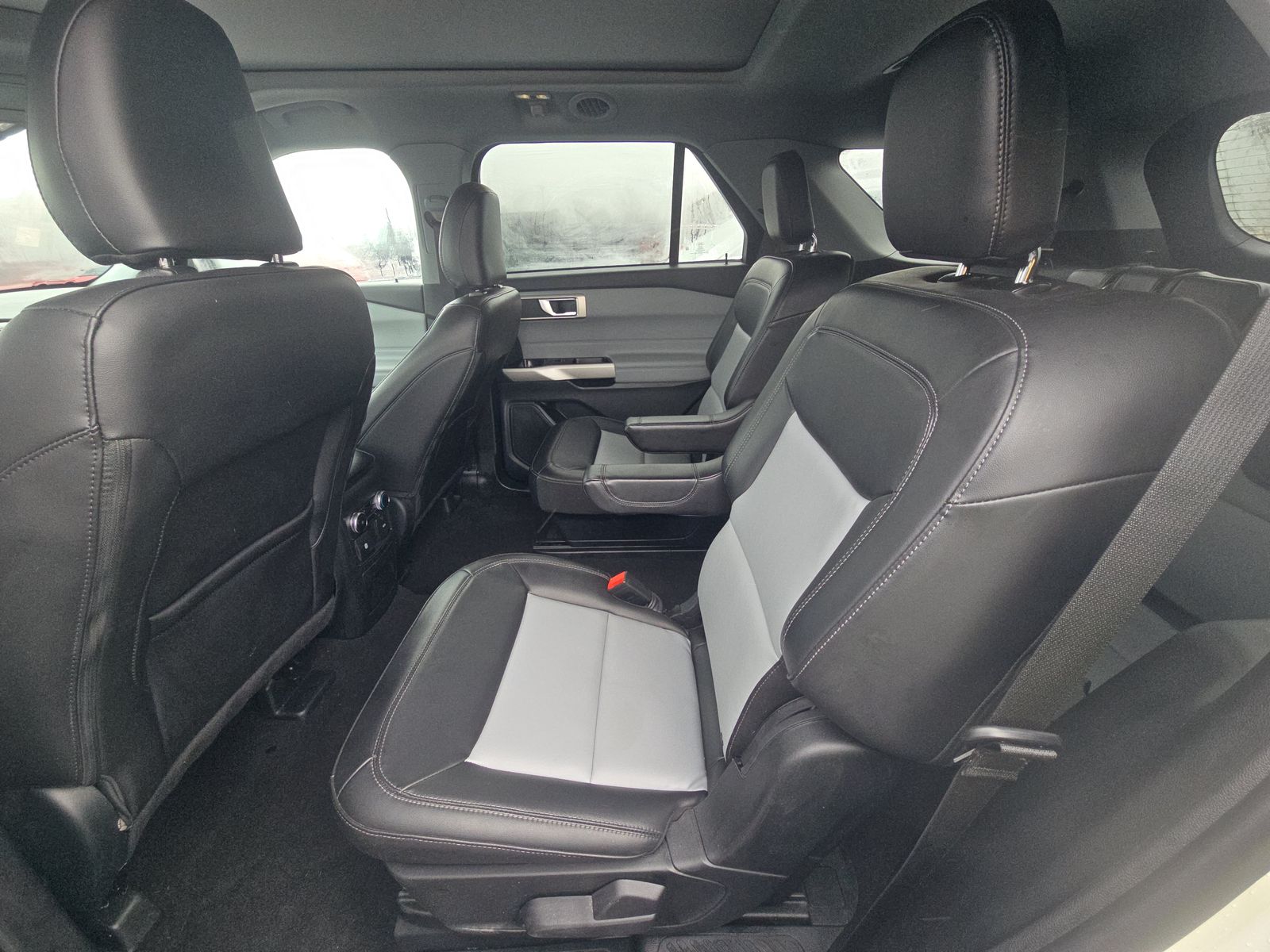 2023 Ford Explorer XLT AWD