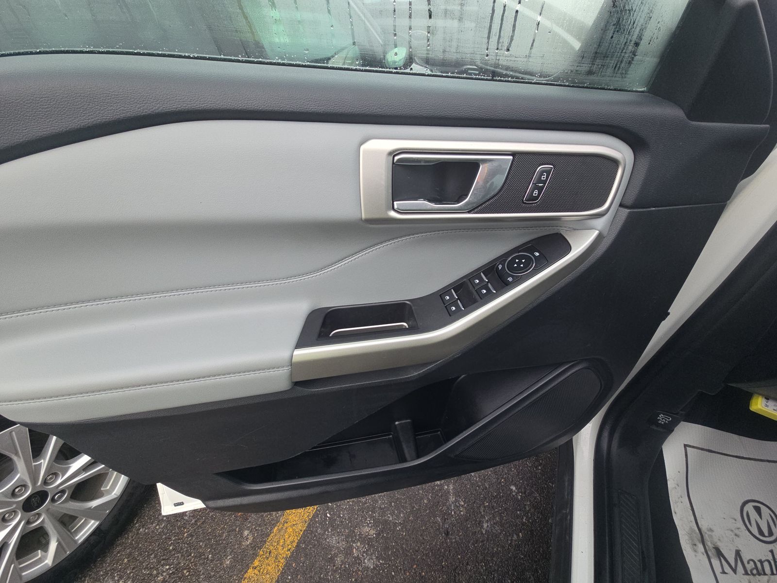 2023 Ford Explorer XLT AWD