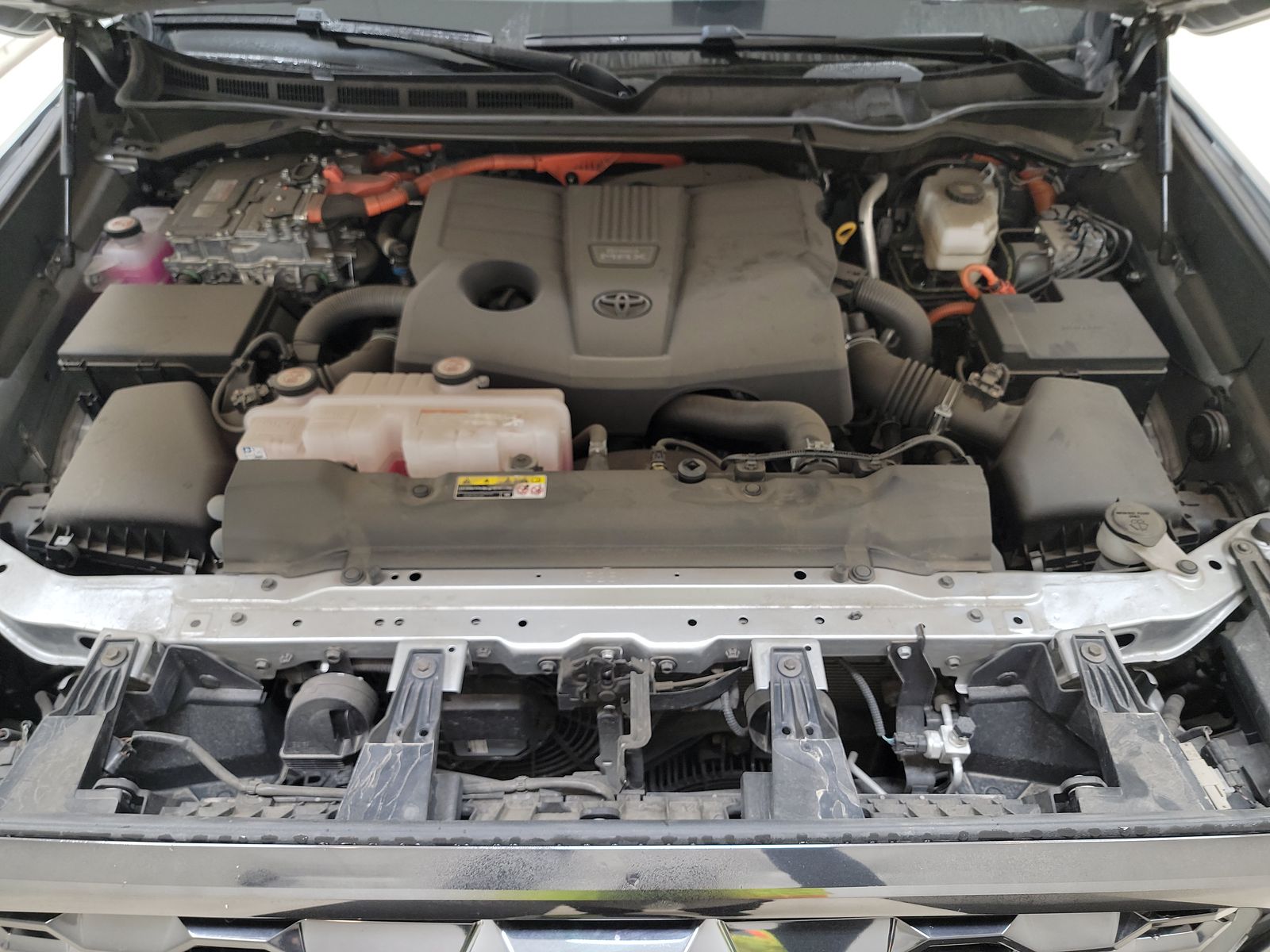 2022 Toyota Tundra Hybrid Platinum AWD