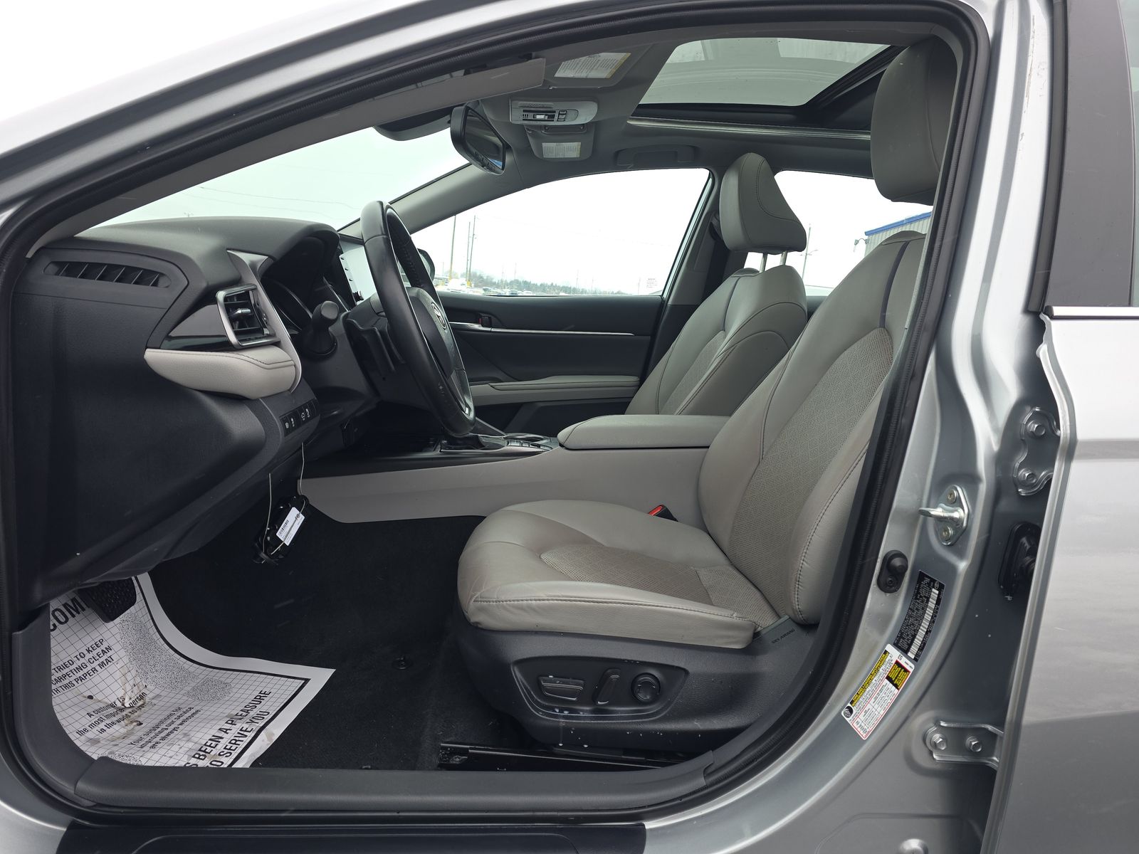 2023 Toyota Camry XSE FWD