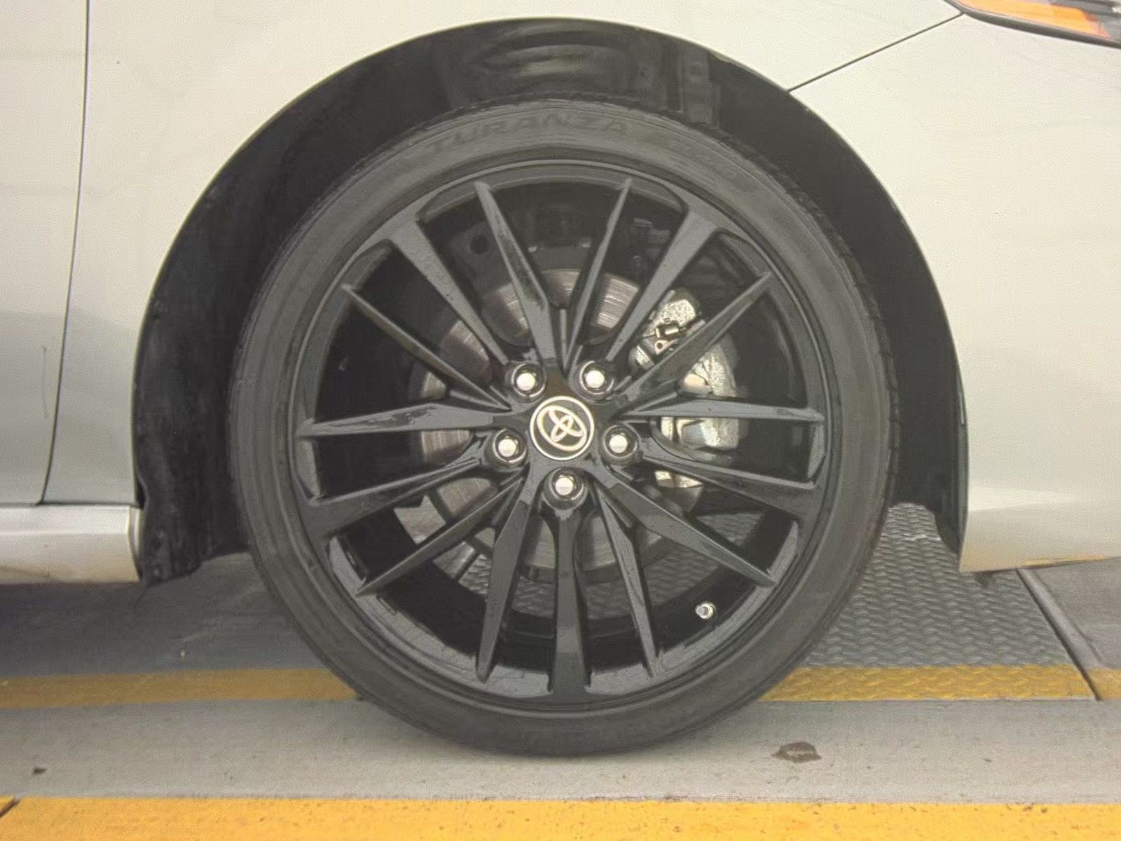 2023 Toyota Camry XSE FWD