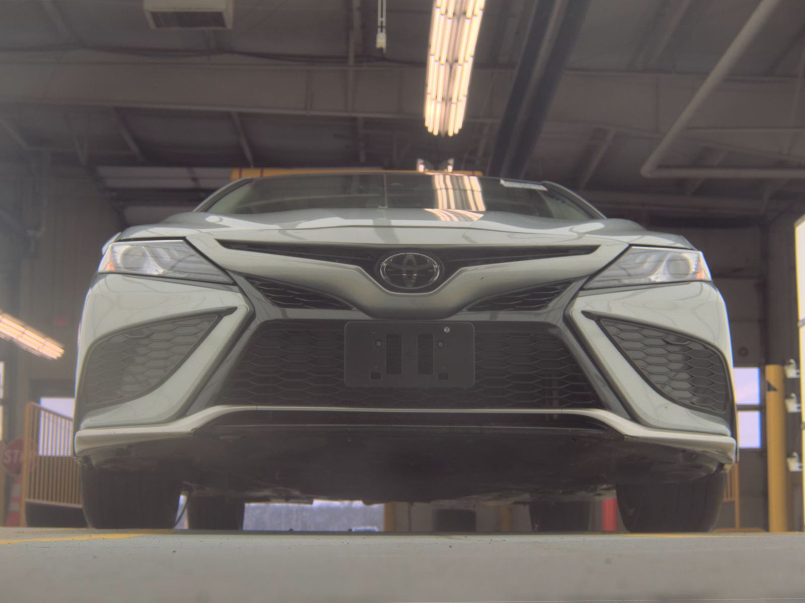 2023 Toyota Camry XSE FWD