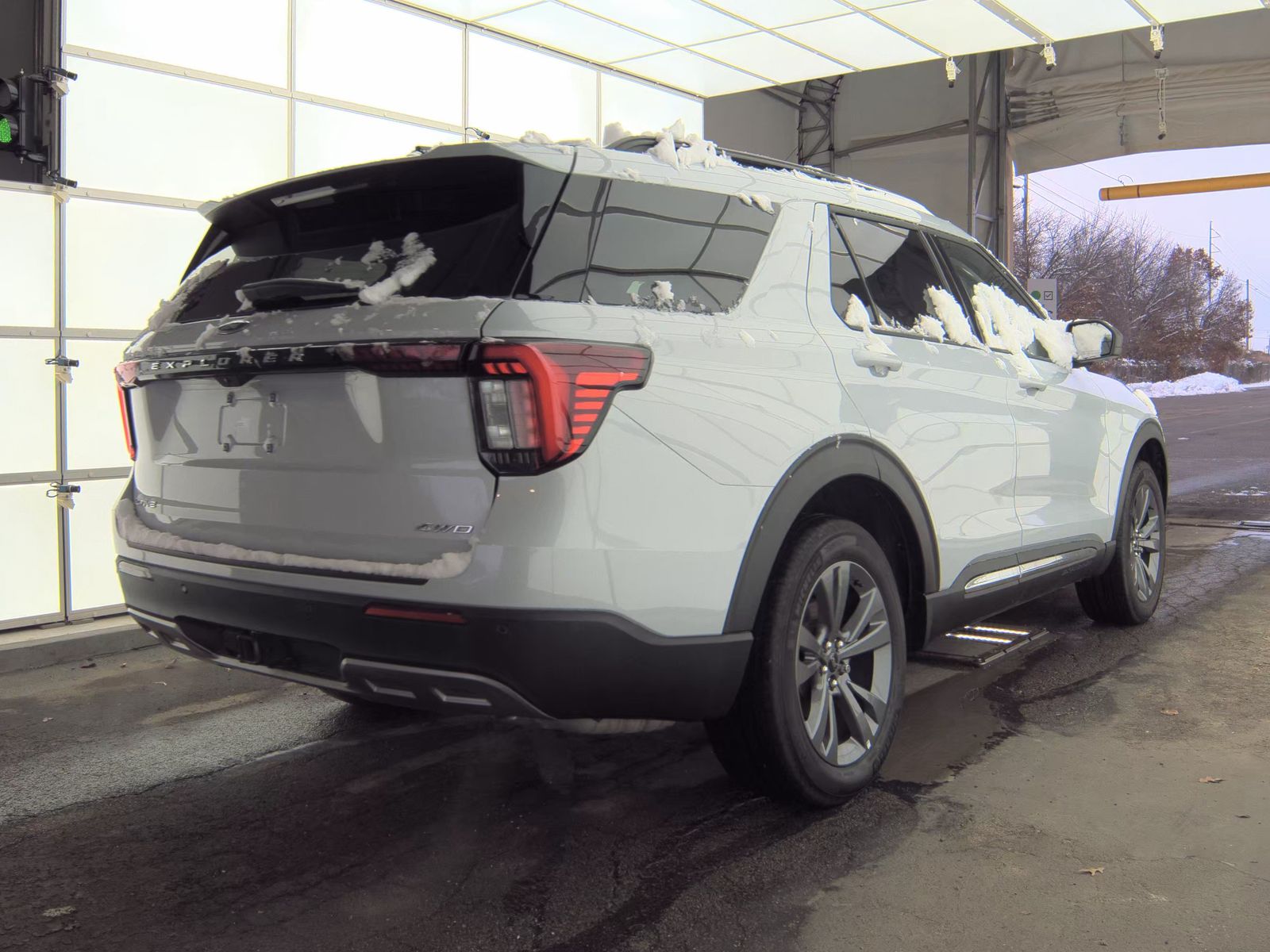 2025 Ford Explorer Active AWD