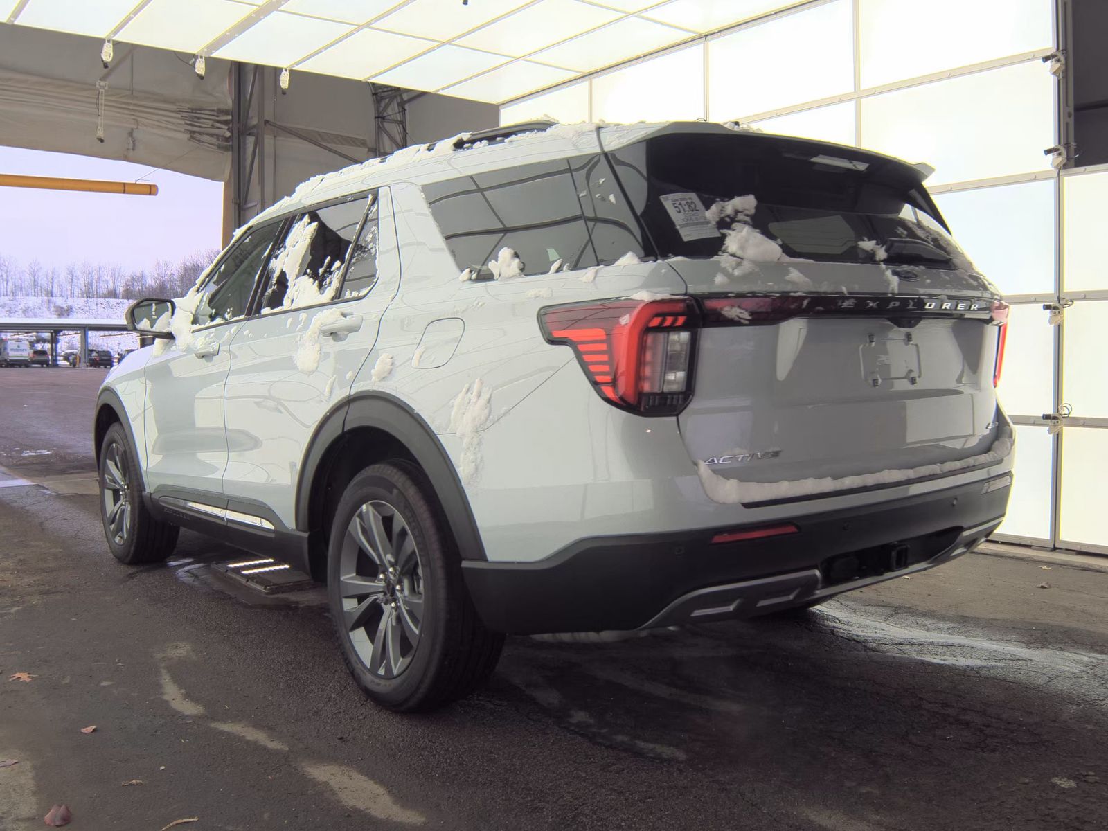 2025 Ford Explorer Active AWD