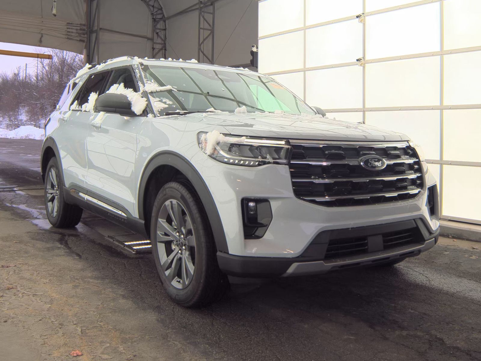 2025 Ford Explorer Active AWD