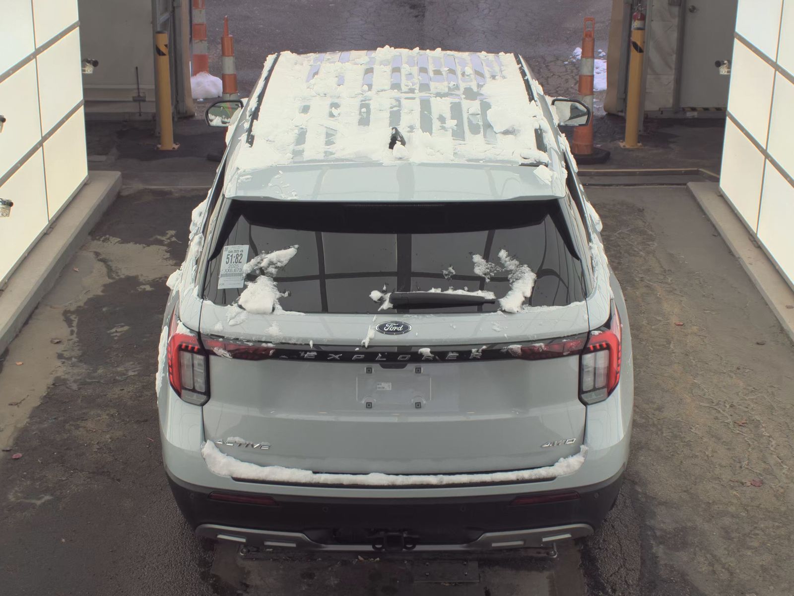 2025 Ford Explorer Active AWD