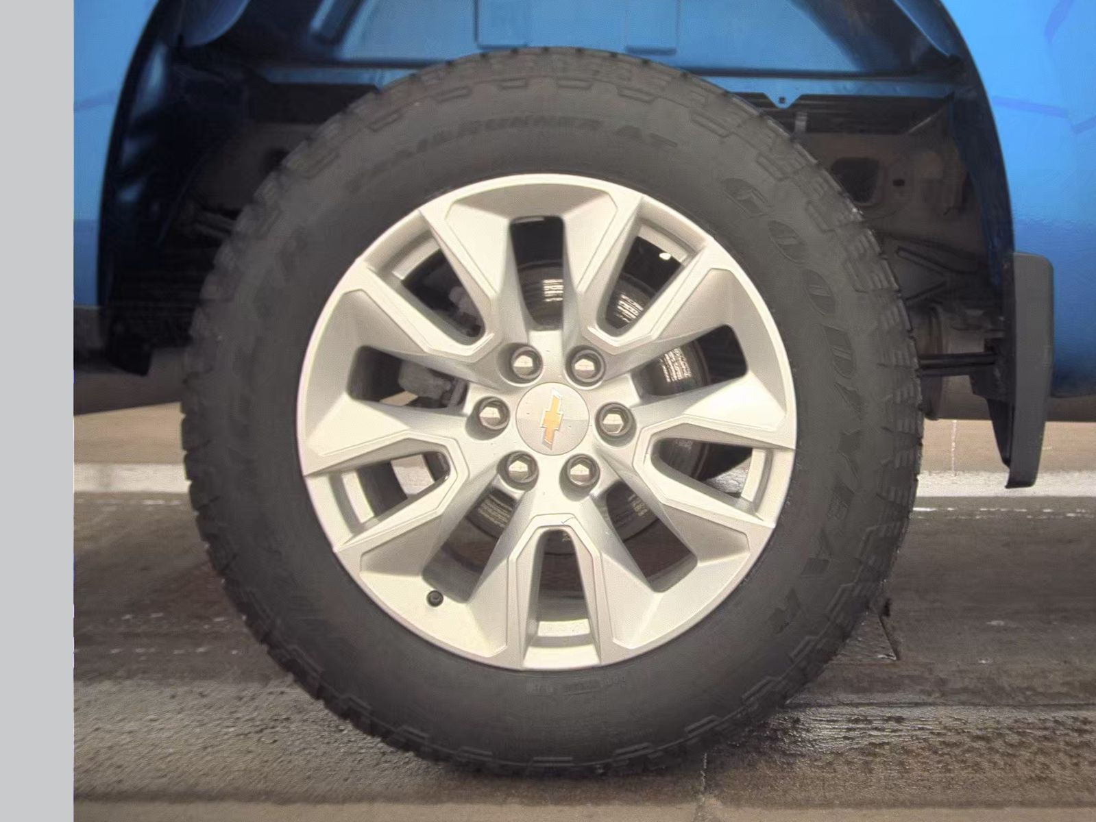 2023 Chevrolet Silverado 1500 Custom AWD