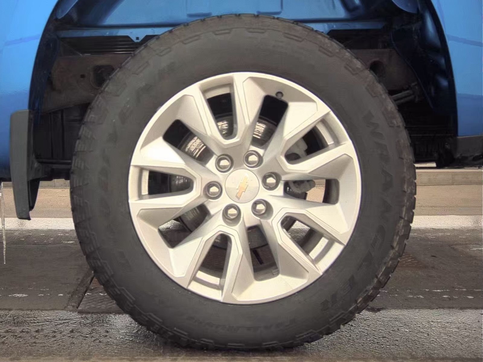 2023 Chevrolet Silverado 1500 Custom AWD