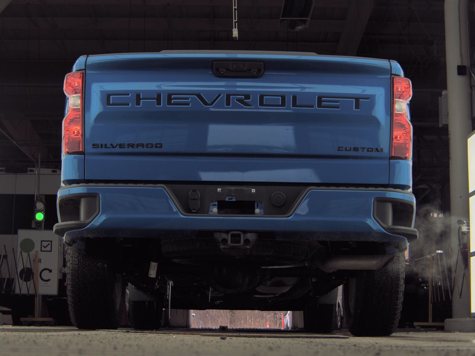 2023 Chevrolet Silverado 1500 Custom AWD