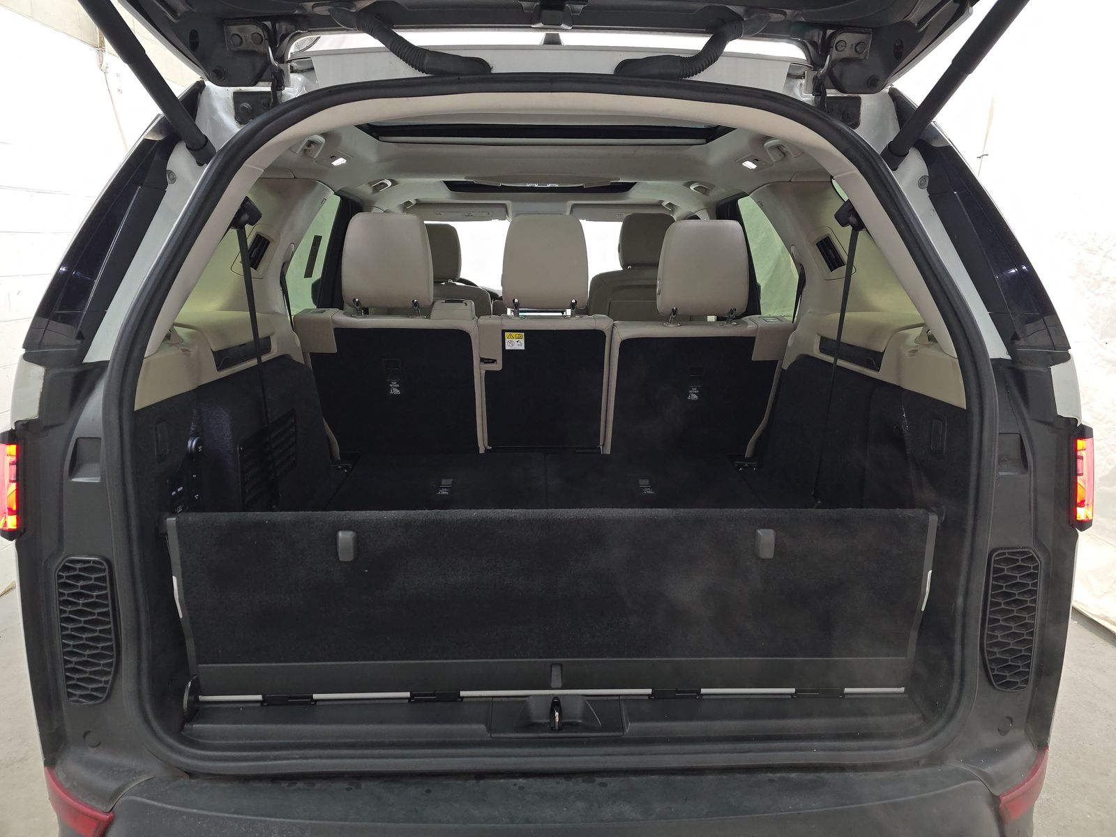 2018 Land Rover Discovery HSE AWD