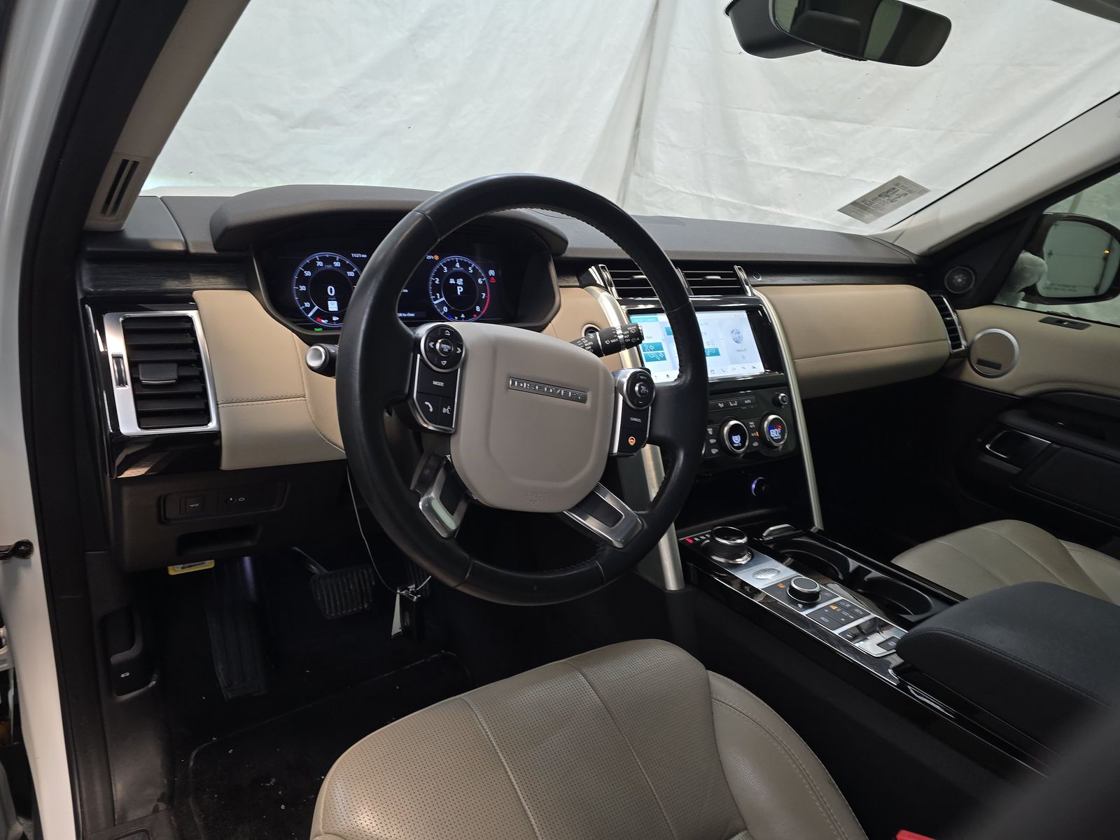 2018 Land Rover Discovery HSE AWD