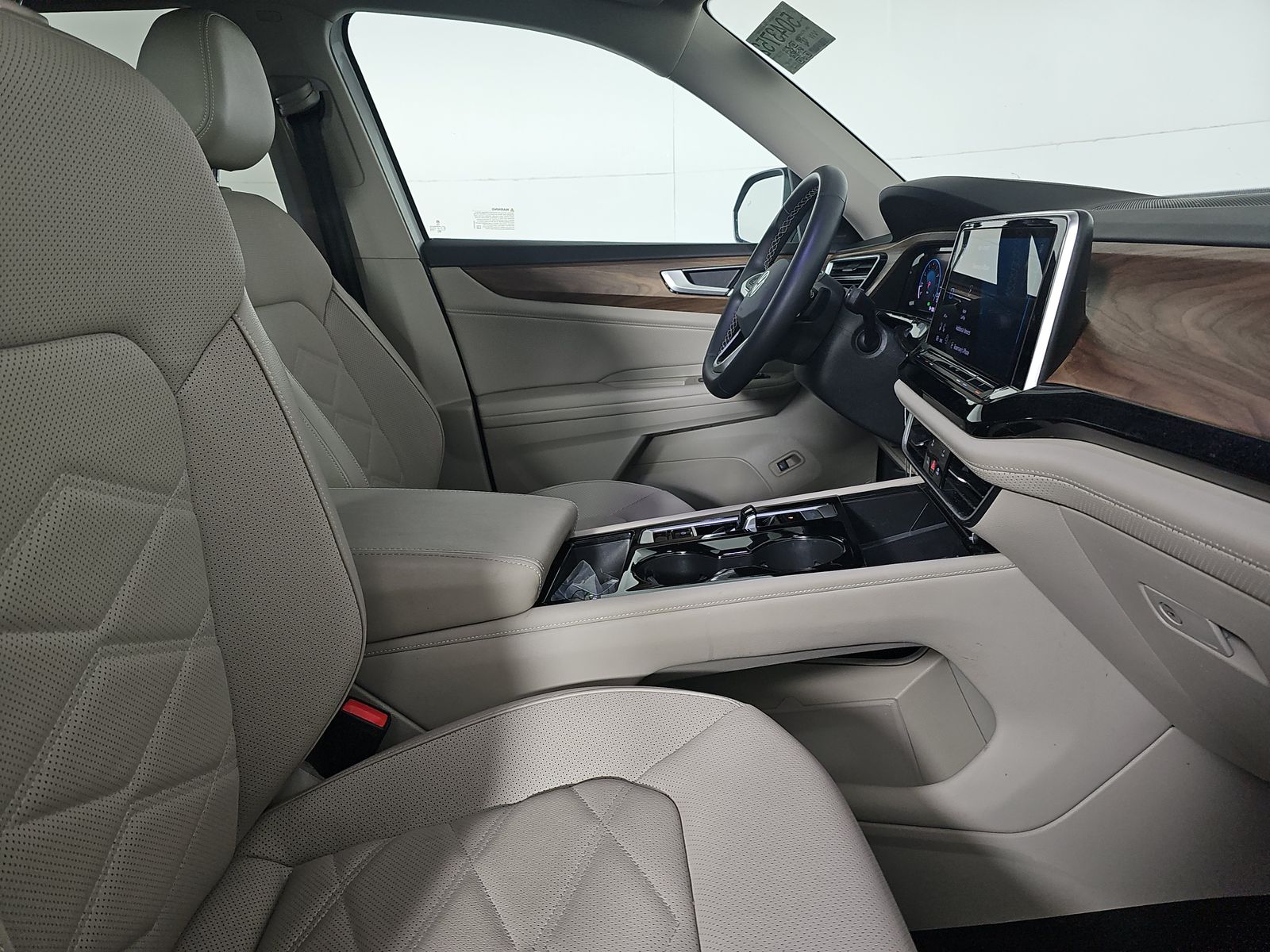 2024 Volkswagen Atlas 2.0T SE FWD