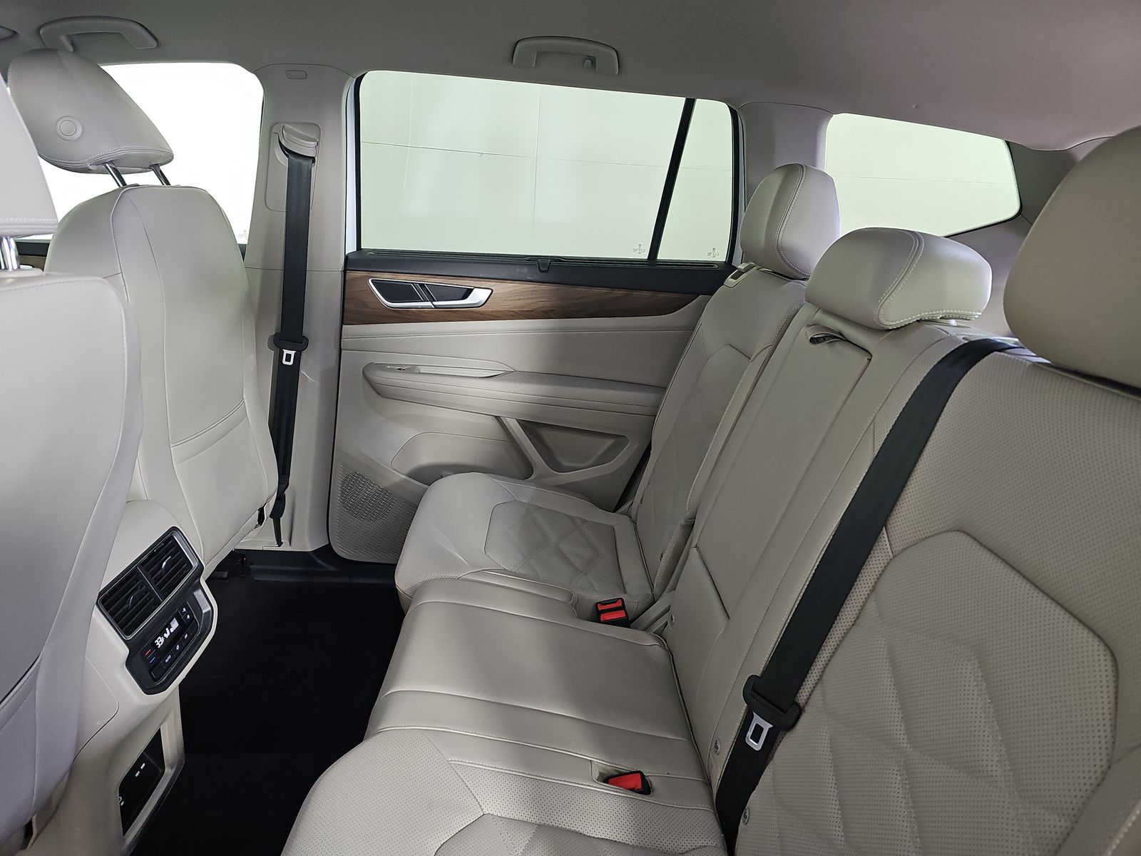 2024 Volkswagen Atlas 2.0T SE FWD