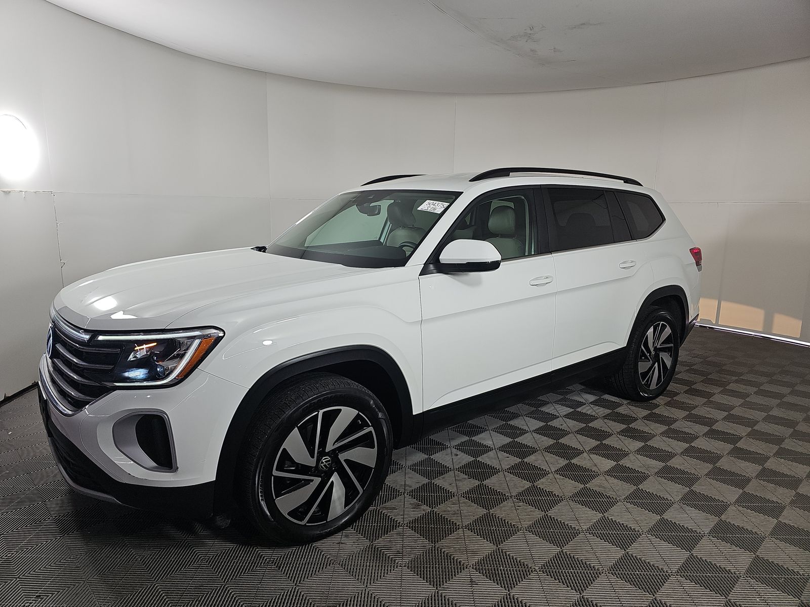 2024 Volkswagen Atlas 2.0T SE FWD