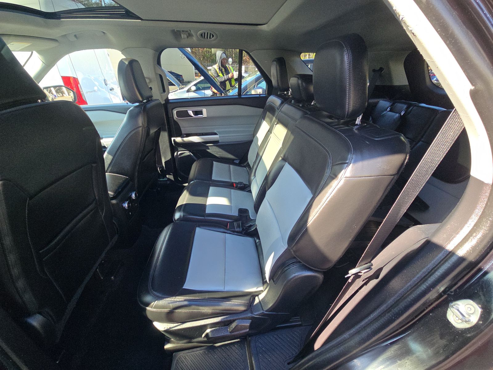 2022 Ford Explorer XLT AWD